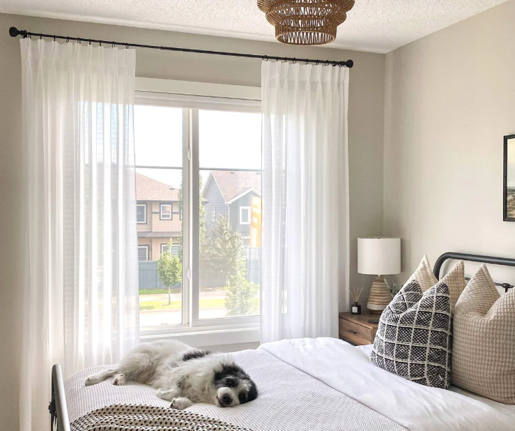 Pet-friendly Gary linen look blackout curtains