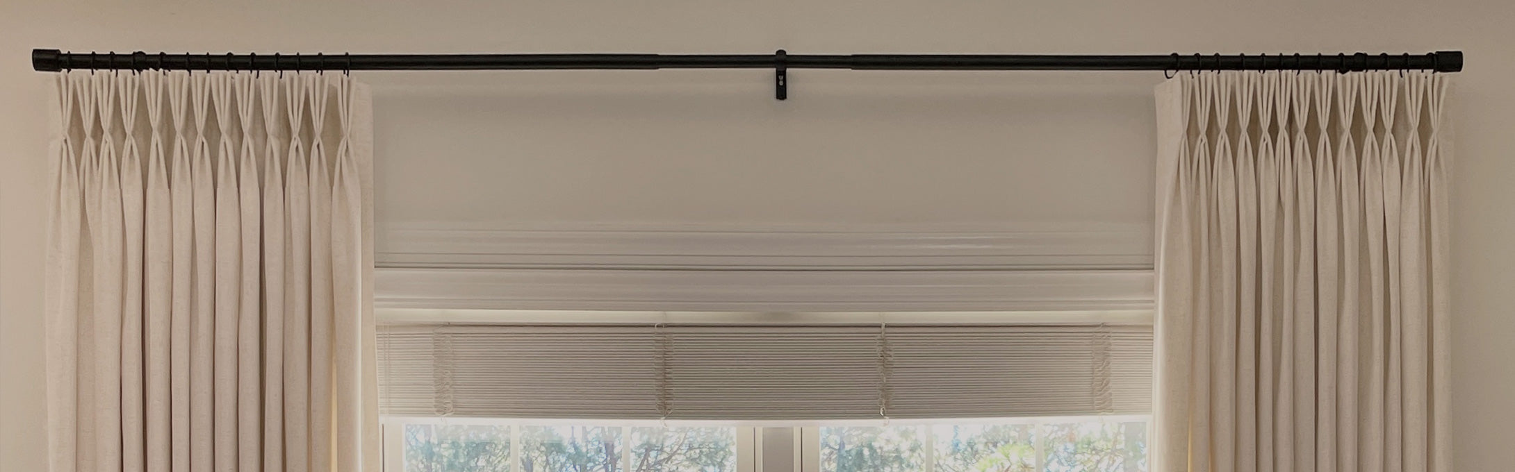 Curtrarra pinch pleat curtian for living room