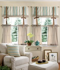 Add Café Curtain to Your Room